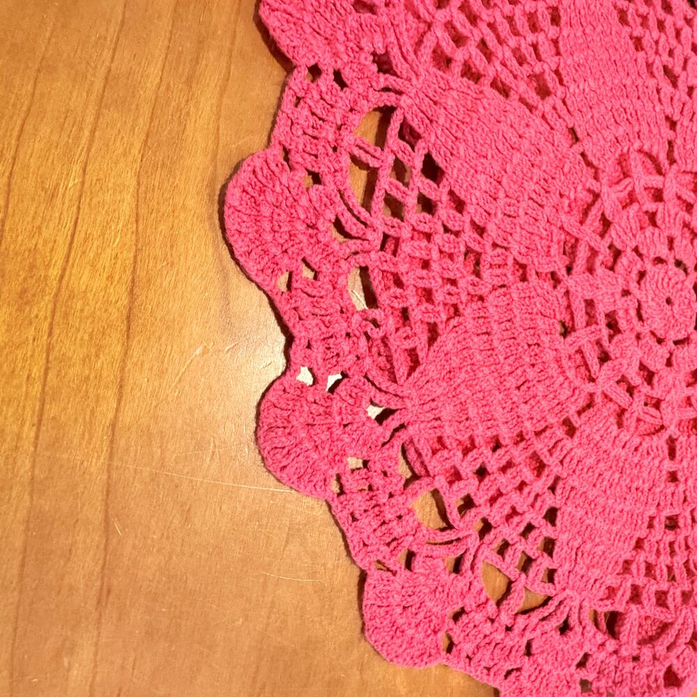 Lumiere Pink Crochet Tank Top Scalloped Open Knit Boho Large NWT - Picture 9 of 12